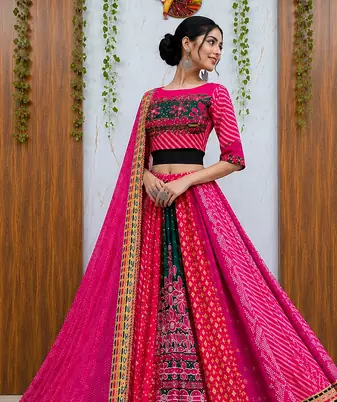 Muslin Cotton Chaniya Choli Set With Mirror Work And Latkan Lace