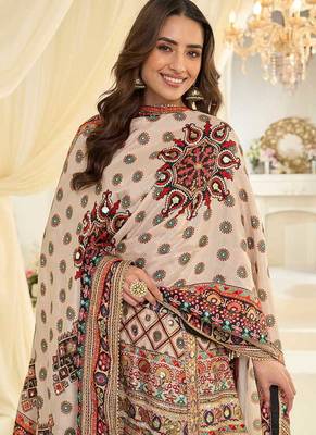 Off white crepe silk readymade suit with aari & digital print work 3