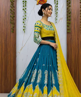 Muslin Cotton Lehenga Choli Set With Mirror Work And Kodi Lace