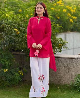 Elegant pink  kurta with white embroidered palazzo pants 1