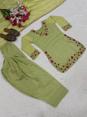 Pista green embroidered kurta & farshi salwar set with matching dupatta 5