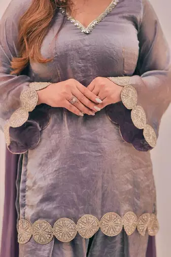 Lavender embroidered kurta & farshi salwar with matching dupatta