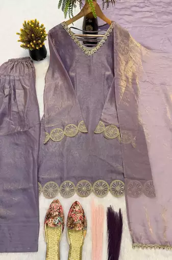 Lavender embroidered kurta & farshi salwar with matching dupatta