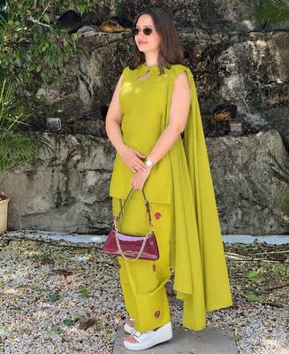 Olive green cotton kurta with embroidery farshi salwar with dupatta 1