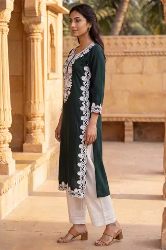 Women’s green solid embroidered regular kurta | stylish ethnic wear kurti for women | trendy casual & festive wear