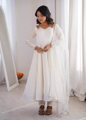 Women's Gorgeous Embroidery Work Roman Silk Chanderi Fabric Flared Anarkali Pant and Dupatta Set 5