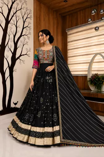 Muslin Cotton Lehenga Choli Set With Mirror Work And Lampi Lace