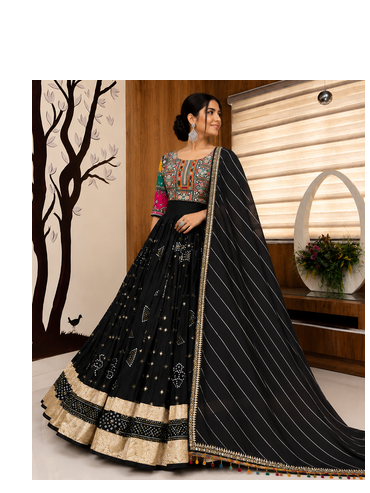 Muslin Cotton Lehenga Choli Set With Mirror Work And Lampi Lace 3