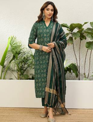 Women’s cotton printed straight kurta pent dupatta sets 1