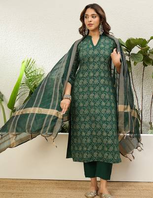 Women’s cotton printed straight kurta pent dupatta sets 2