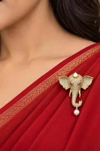 Elephant Saree Brooch Pin, Indian Bridal Jewelry, Pearl Drop Accessory
