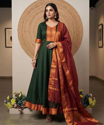 Green jaquard pure cotton long kurti with dupatta 1