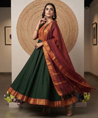 Green jaquard pure cotton long kurti with dupatta 2