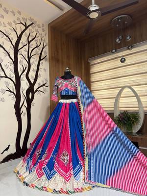 Muslin Cotton Double Layer Lehenga Choli Set With Mirror Work 5