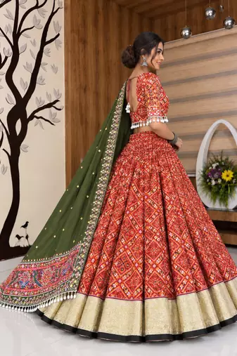 Muslin Cotton Lehenga Choli Set With Mirror Work And Kodi Lace