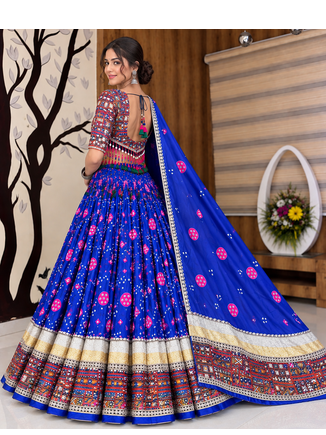 Muslin Cotton Lehenga Choli Set With Mirror Work And Lampi Lace 3
