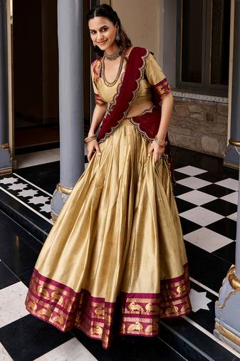 Women South Indian Style Cotton Silk Zari Woven Lehenga Choli
