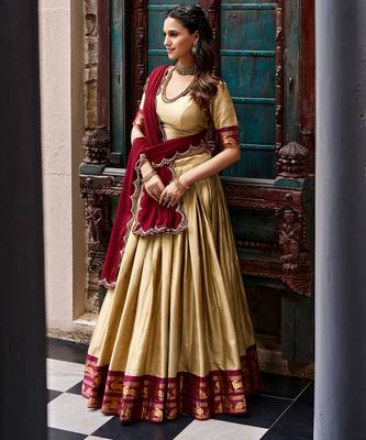 Women South Indian Style Cotton Silk Zari Woven Lehenga Choli 4