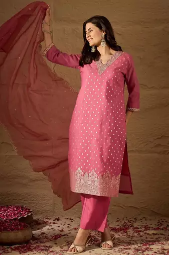 Pink embroidered jaquard kurta pant dupatta set