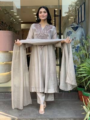 Women's Beautiful Embroidery Work Muslin Cotton Fabric Flared Kurta Pant and Dupatta Set 3
