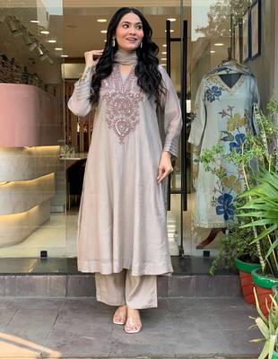 Women's Beautiful Embroidery Work Muslin Cotton Fabric Flared Kurta Pant and Dupatta Set 5
