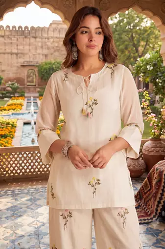 Women's cream embroidered kurta with farshi salwar and organza dupatta set