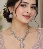 Baby pink mehandi-plated agate stone necklace set with earrings