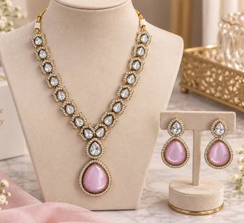 Baby pink mehandi-plated agate stone necklace set with earrings 2