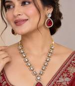 Maroon pink mehandi-plated agate stone necklace set with earrings