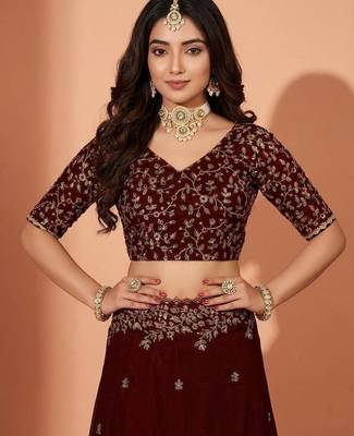 Jimmy choo embroidery work embellished wedding wear saree unstitched blouse piece 3