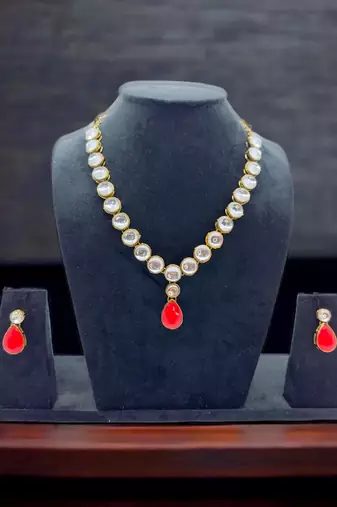 Red alloy copper jewellery set for women