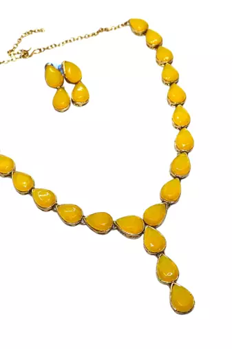 Yellow metal copper yellow jewellery set for women