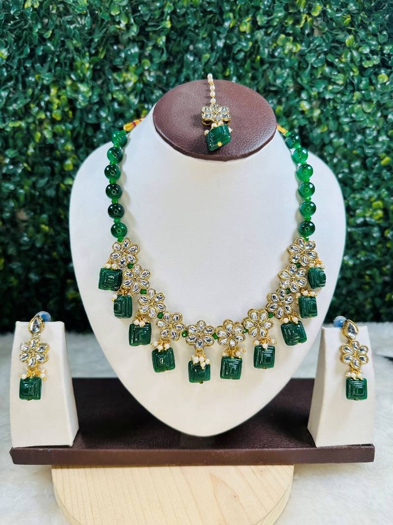 Green alloy copper jewellery set for women