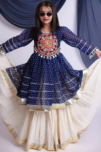 Navaratri special real mirror & gamthi lace work lehenga with patch work top for kids