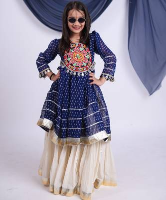 Navaratri special real mirror & gamthi lace work lehenga with patch work top for kids 2