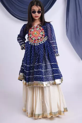 Navaratri special real mirror & gamthi lace work lehenga with patch work top for kids