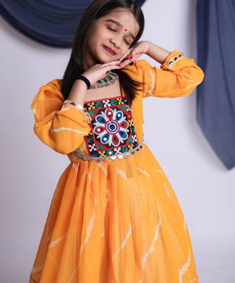 Navaratri special real mirror & gamthi lace work lehenga with patch work top for kids 3