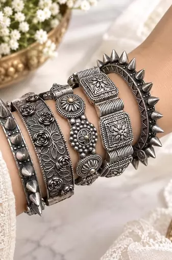 Oxidized Silver Bangle Set of 5, Indian Kada Bracelet Set, Boho Tribal openable Bangles