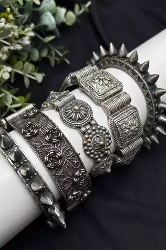 Oxidized Silver Bangle Set of 5, Indian Kada Bracelet Set, Boho Tribal openable Bangles