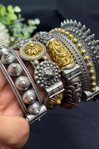Oxidized Silver dual tone Kada Bangles Set of 5, Indian Tribal Bangles, Antique Silver Gold Bracelet Set
