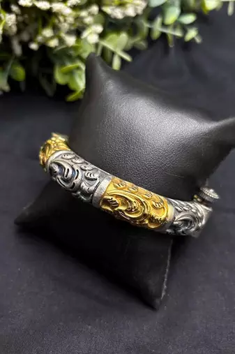 Oxidized Silver dual tone Kada Bangles Set of 5, Indian Tribal Bangles, Antique Silver Gold Bracelet Set
