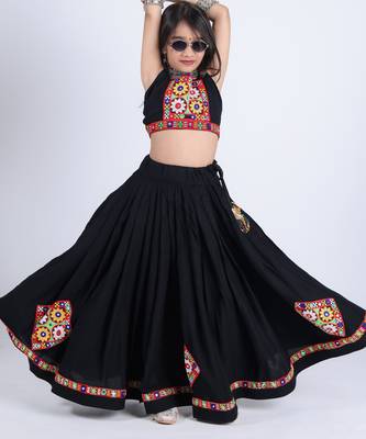 Navaratri special gamthi lace & patchwork lehenga with blouse for kids 5