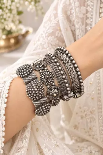 Oxidized Silver Kada Set of 4, Indian Tribal Bangles, Oxidized Brass Bangle Set