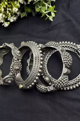 Oxidized Silver Kada Set of 4, Indian Tribal Bangles, Oxidized Brass Bangle Set