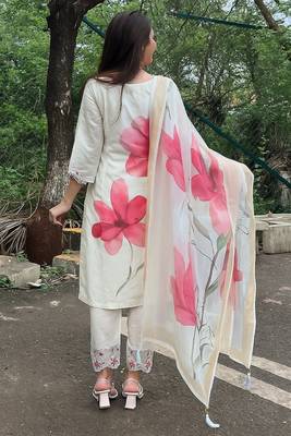 White chanderi embroidered straight kurta set for women with dupatta and pant 3