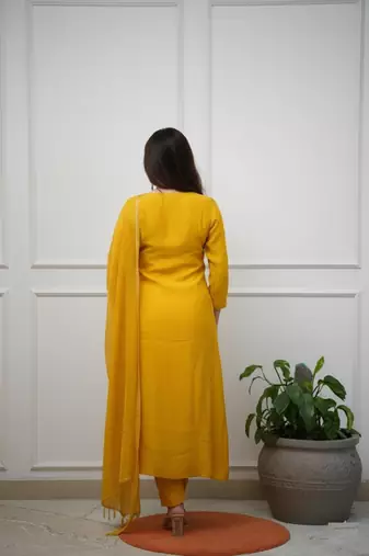 Women's chanderi yellow embroidered kurta set with dupatta and pant