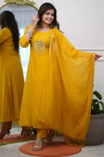 Women's chanderi yellow embroidered kurta set with dupatta and pant