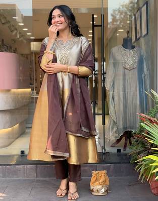 Gold and silver viscose straight embroidered kurta set for women with dupatta and pant 4