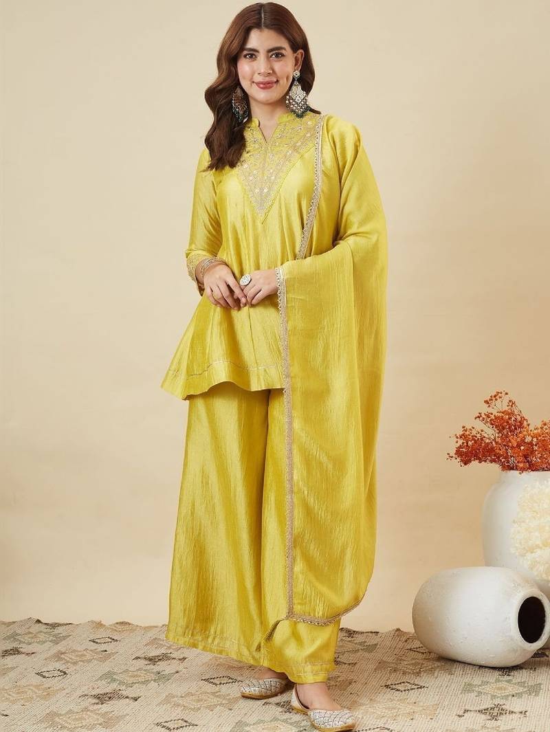 Women's yellow silk blend embroidered kurta set with dupatta and palazzo