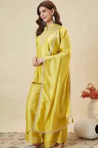 Women's yellow silk blend embroidered kurta set with dupatta and palazzo